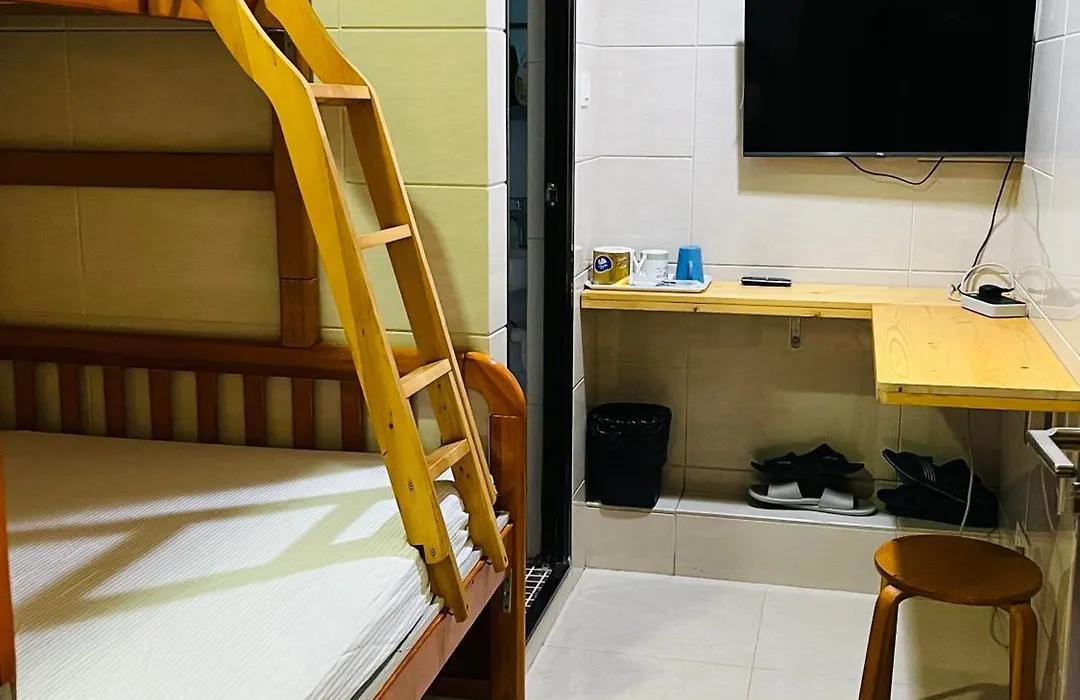 Johnson Hostel-1