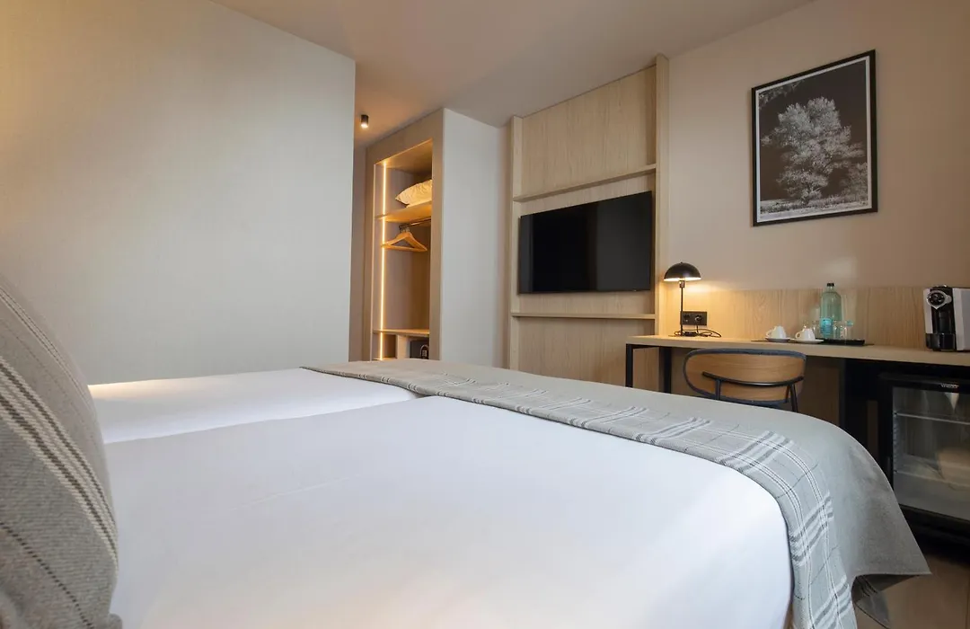 Hotel Màgic Pas-1