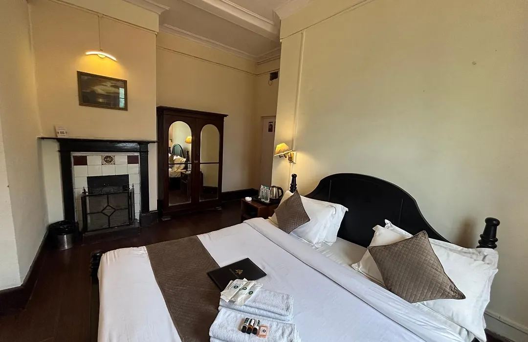 Pineridge Hotel At Mall Road-1