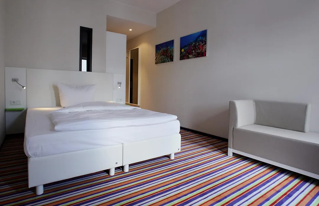 Friendly Cityhotel Oktopus-1