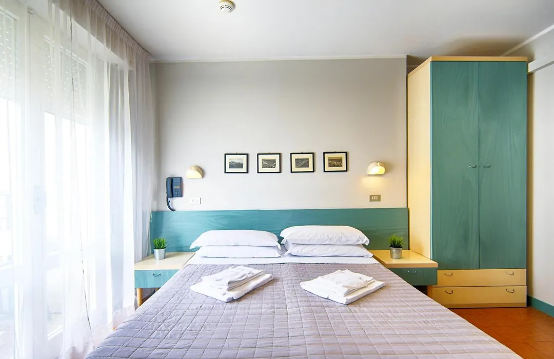 Hotel Granada-1