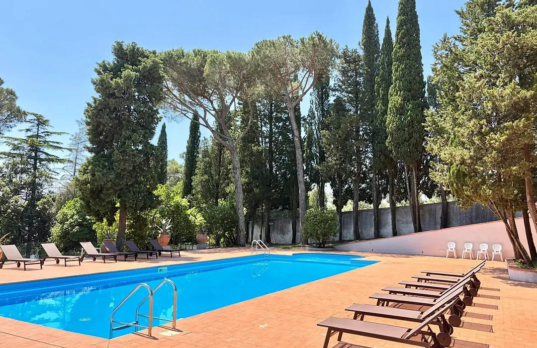 Villa del Parco in Tuscany-1