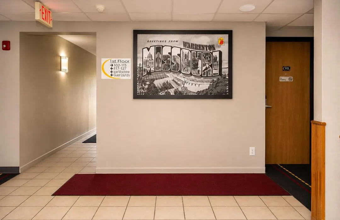 Super 8 By Wyndham Warrenton-1