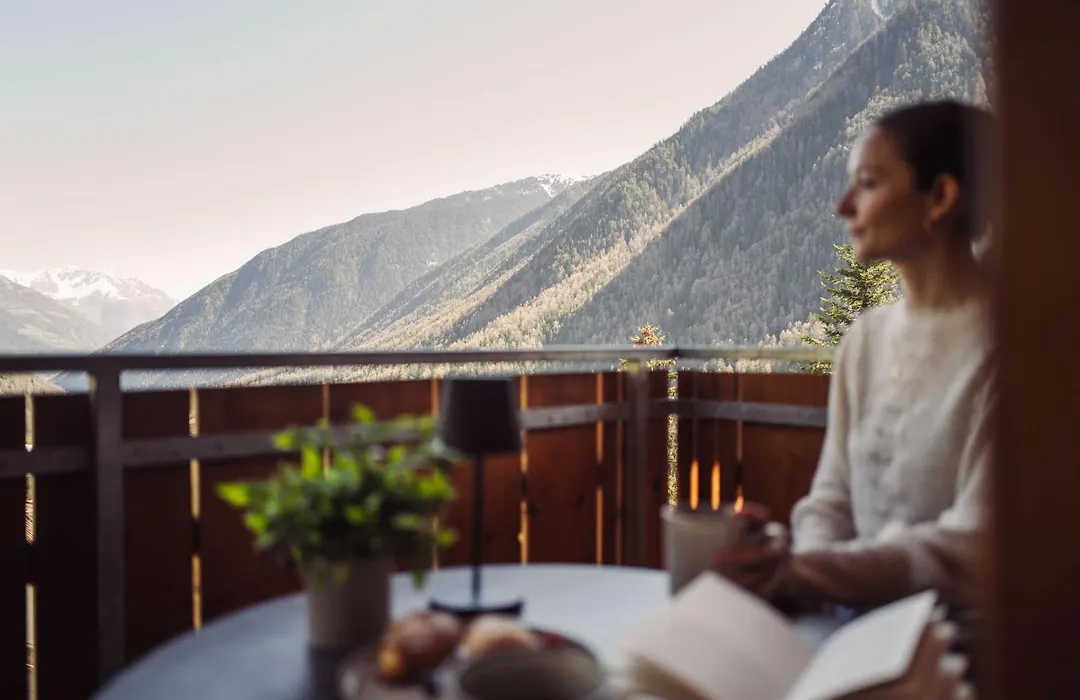 Hotel Bergfrieden-1