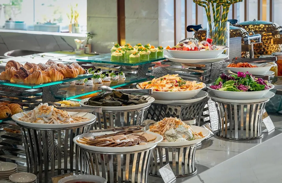 Le Sands Oceanfront Danang Hotel-1