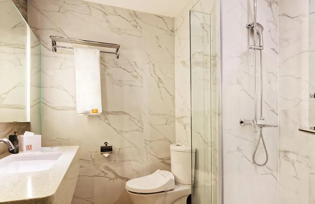 Harris Hotel And Conventions Kelapa Gading Jakarta-1