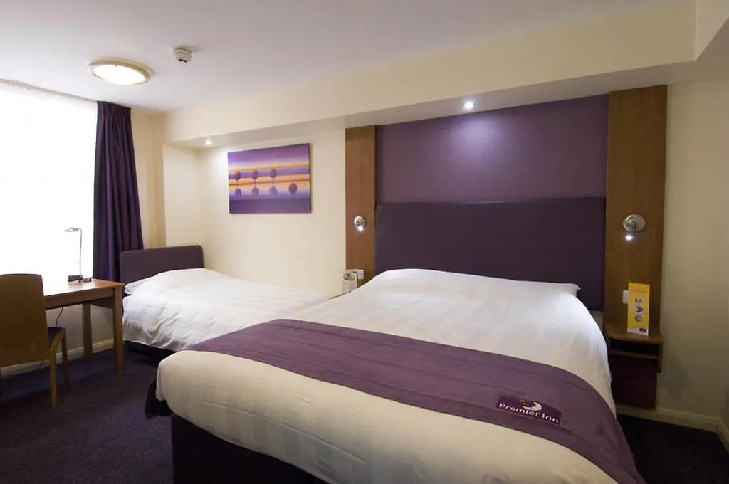Premier Inn London Victoria-1