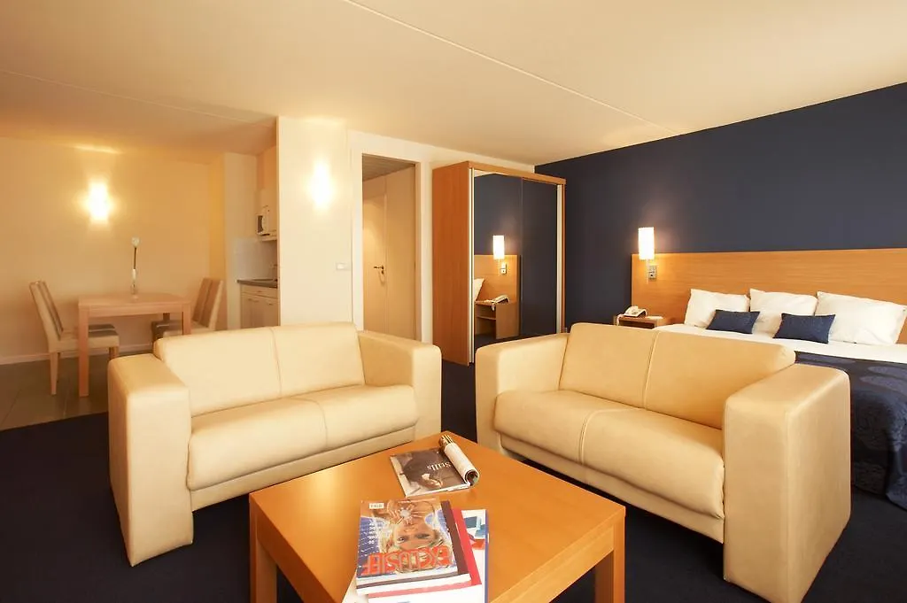 B-Aparthotel Moretus-1