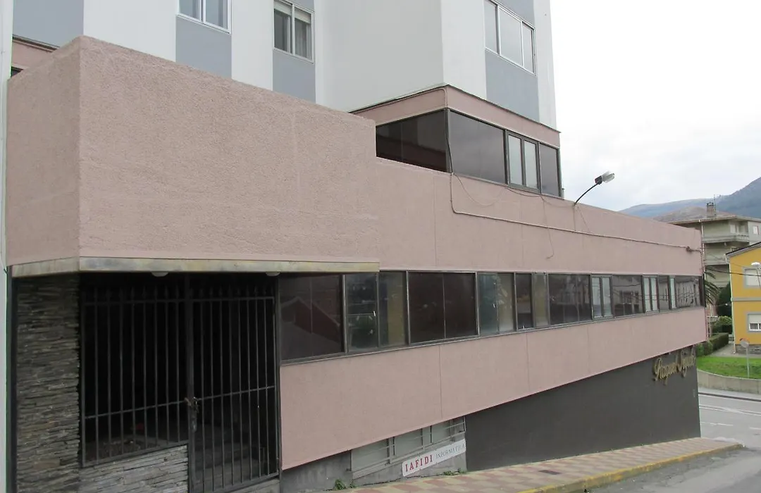 Hotel Q Viveiro-1