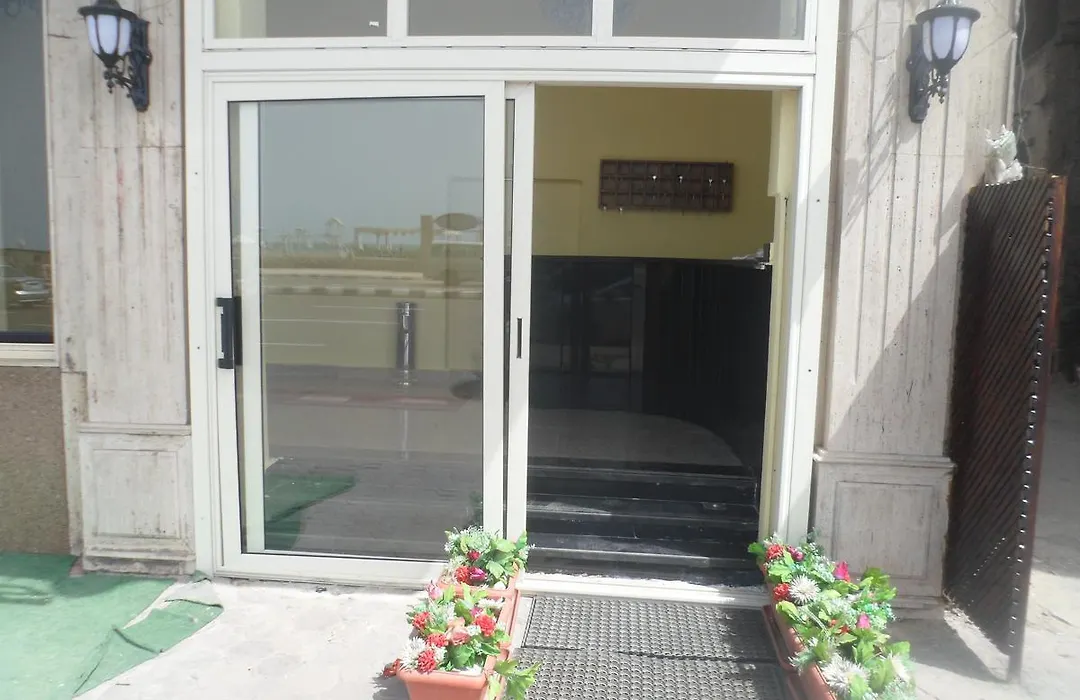 Cleopatra Family Residents مصريين فقط Egyptians Only-1