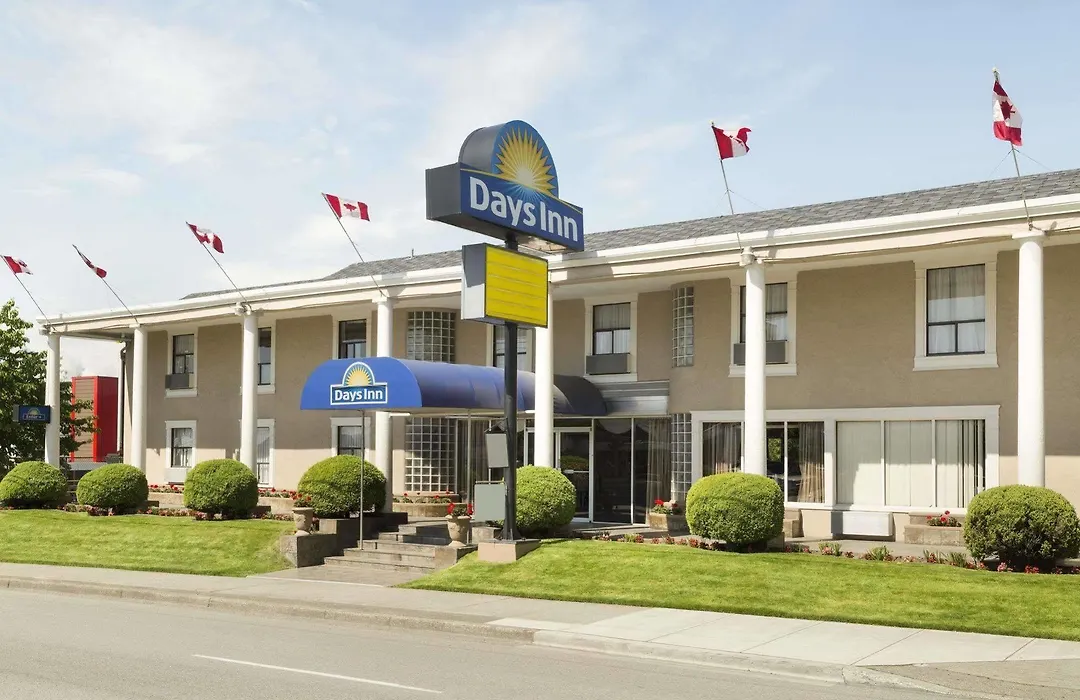 Days Inn By Wyndham Vancouver Metro-1