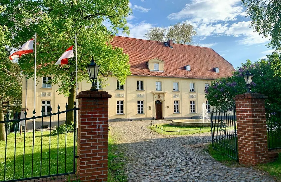 Schloss Diedersdorf-1