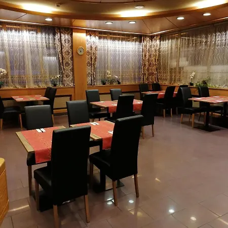 Hotel du Stand-2