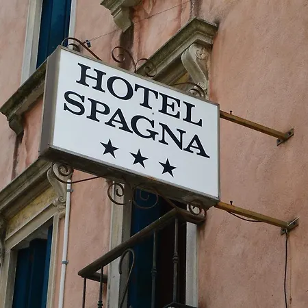 Hotel Spagna-3