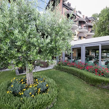 Hotel Aurora-2