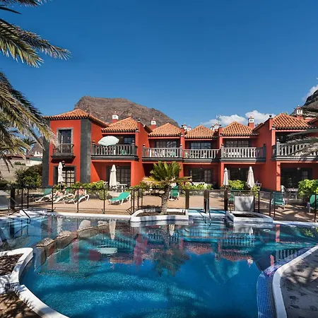 Apartamentos Punta Marina-3