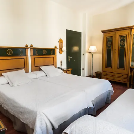Hotel Plaza Nueva-2