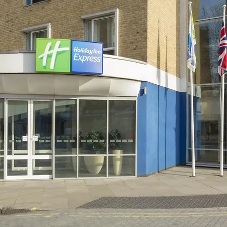 Holiday Inn Express Earls Court By Ihg-3