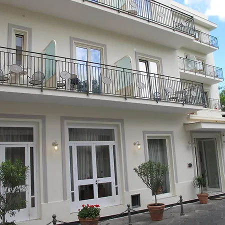 Hotel Club (Adults Only)-3