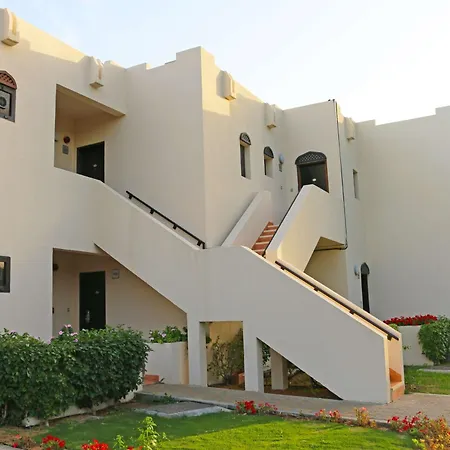 Radisson Blu Hotel & Resort, Al Ain-3