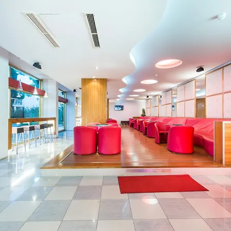 Hotel Vis-2