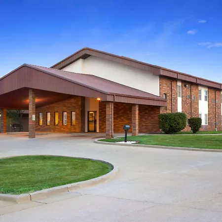 Super 8 By Wyndham Tuscola-3