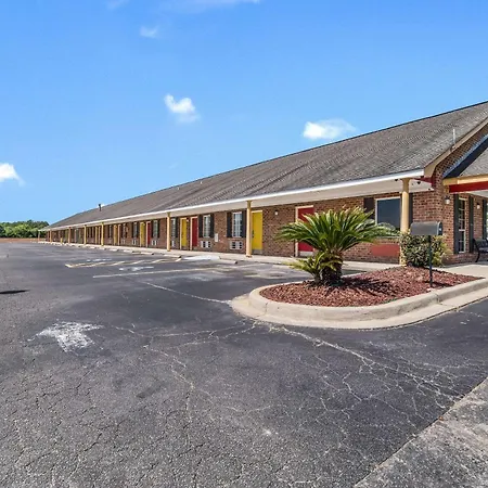 Econo Lodge Santee-2