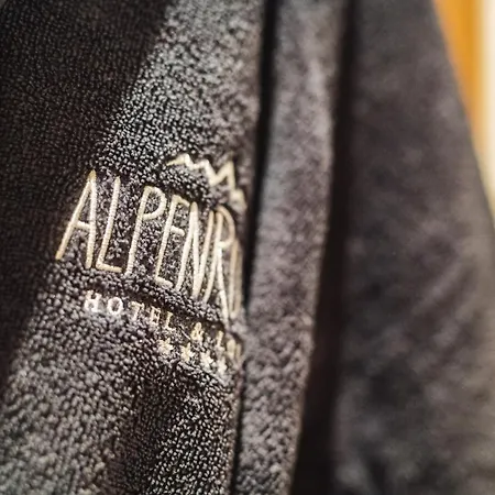Hotel Alpenroyal-3