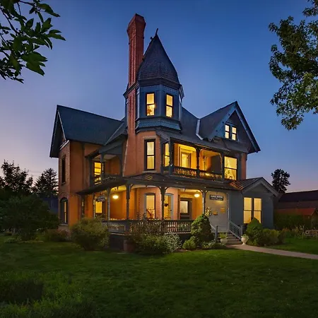 Gable House Inn-3