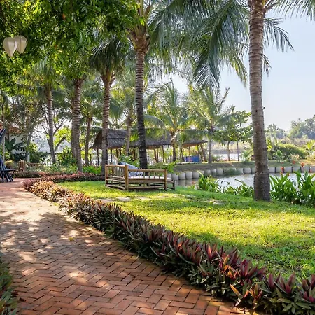 Tra Que Mansion-3