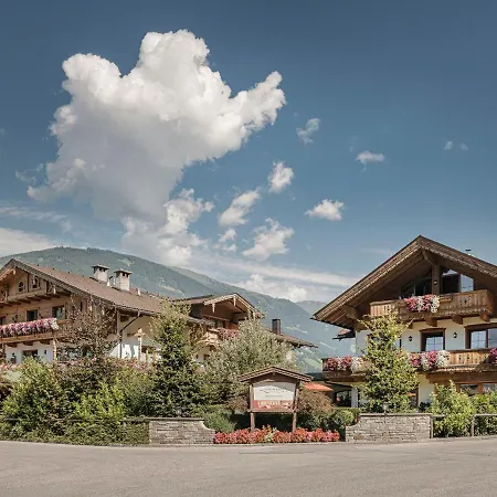 Hotel Garni Larcherhof-2