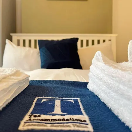 Cambridge Studios And Suites By Tas Accommodations-2