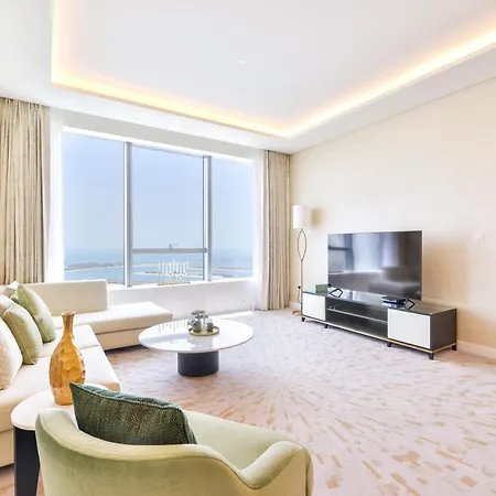 Ultra Luxury Palm Tower With Shared Hotel Facilities-3