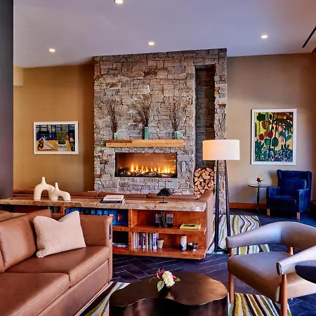 Lockwood Hotel-2