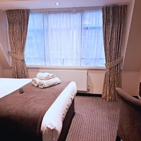 Great St Helen Hotel-2