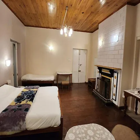 Ivanhoe Hotel-2