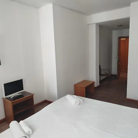 Guest House Rooms In Bairro Alto-3