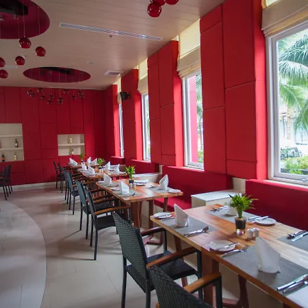 SLEEP WITH ME HOTEL design hotel @ patong (SHA Plus+)-2