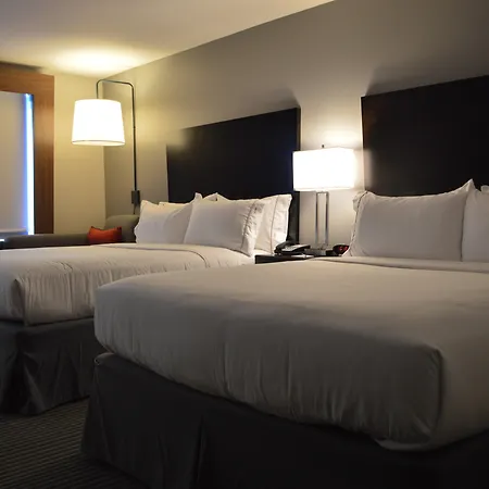 Holiday Inn Express & Suites Claremore By Ihg-2