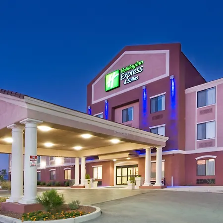 Holiday Inn Express & Suites Willcox-3