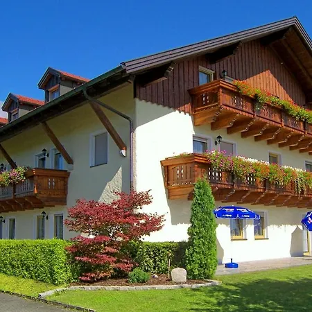 Familienbetrieb Lichtenauer Hof-2