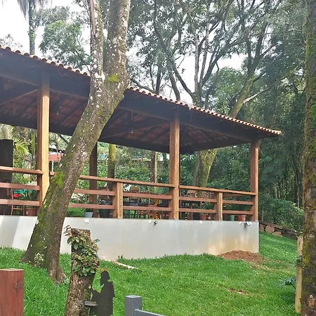 Pousada Aquarela - Macacos-2