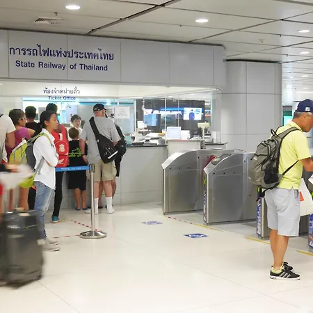 Boxtel @ Suvarnabhumi Airport-3