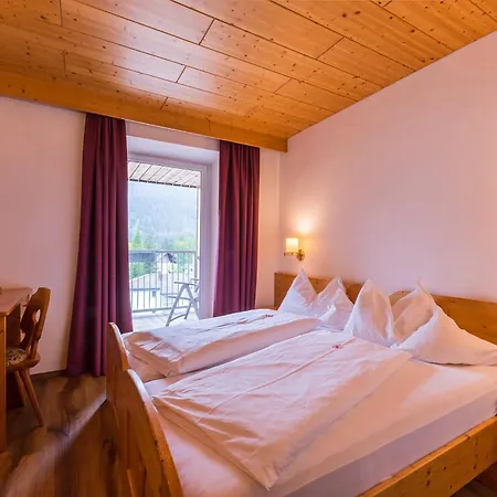 Hotel Dolomiten-3