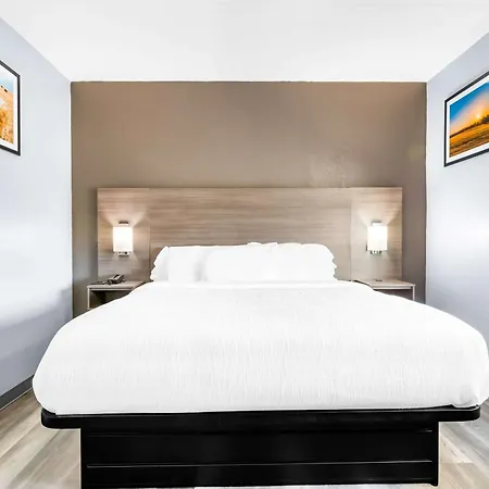 Quality Inn Lawrenceburg-3