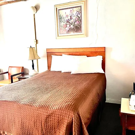 Cottonwood Court Motel-3