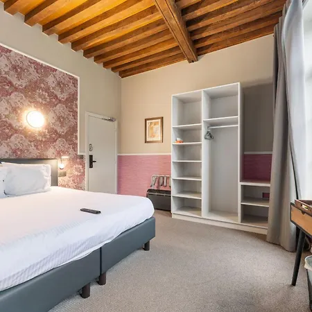 Hotel Karel De Stoute-2