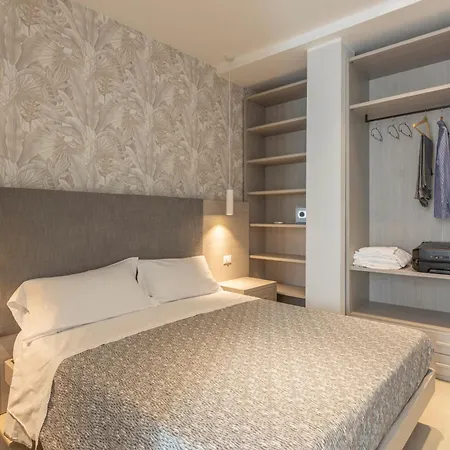 Ilenia'S Boutique Rooms-3