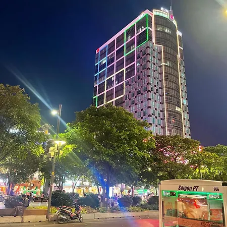 6Even Apartments - Pho Di Bo Nguyen Hue-3