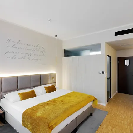 Hotel Prokop Square-2